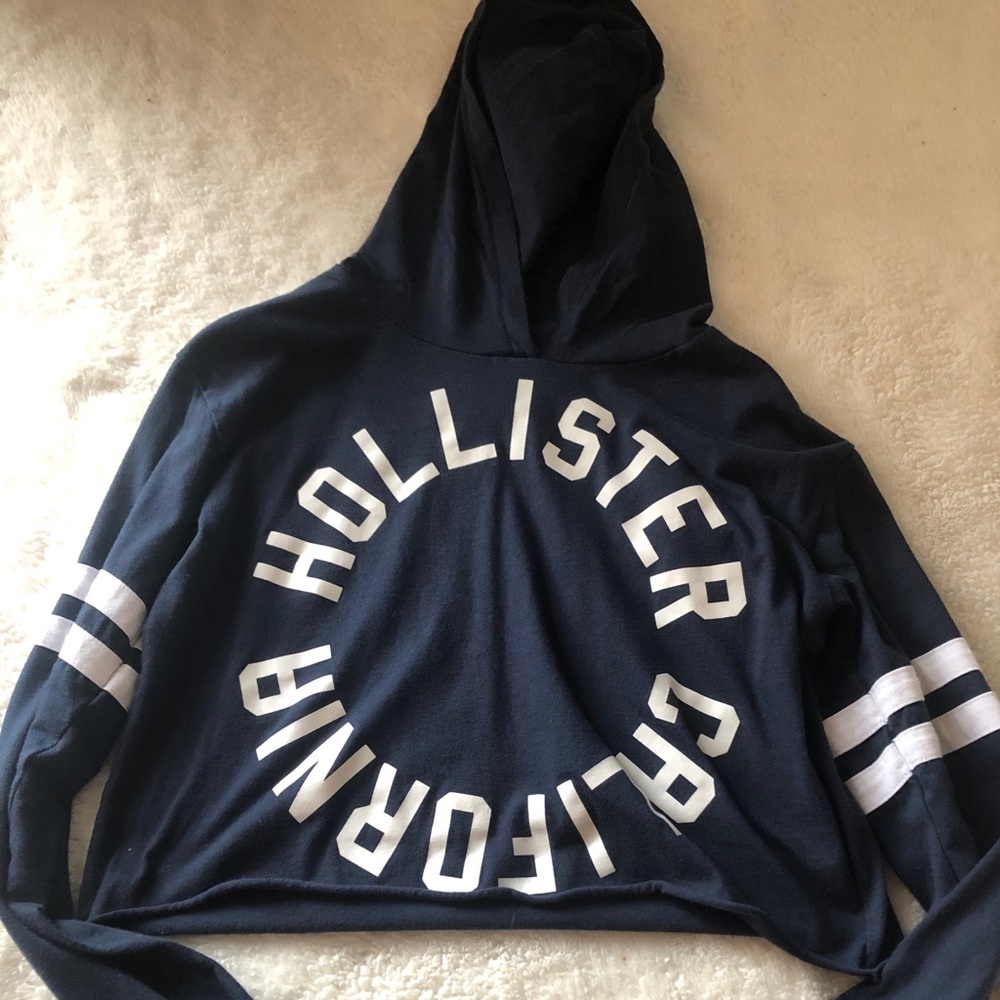 Hollister graphic long sleeve with a hood